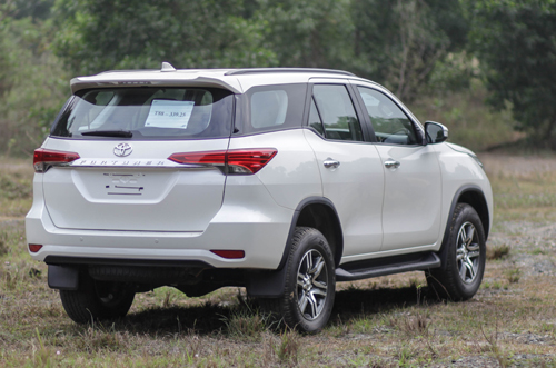 TOYOTA FORTUNER MỚI – THAY ĐỔI ĐỊNH KIẾN VỀ Ô TÔ TẠI VIỆT NAM